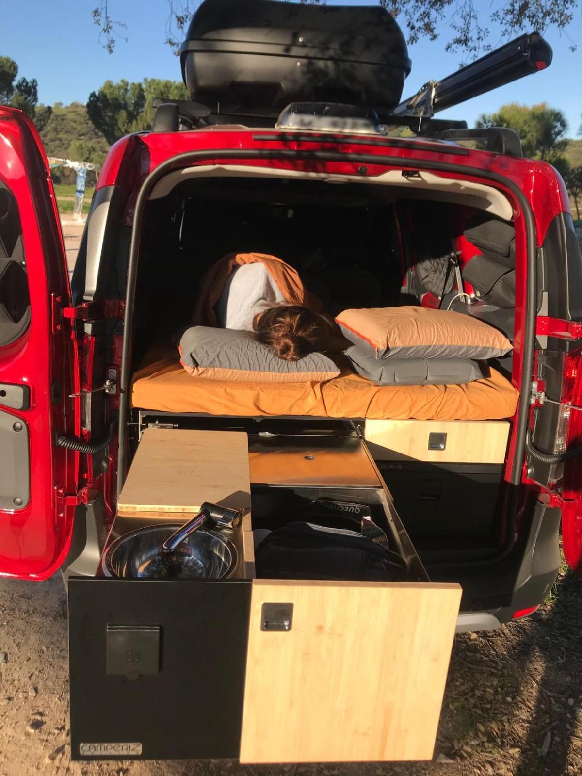 Dacia Dokker Camperiz Hotel Palma de Mallorca Ngoại thất bức ảnh