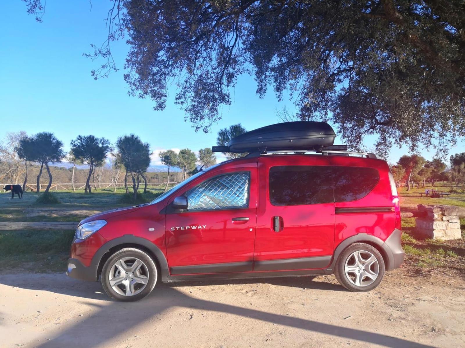 Dacia Dokker Camperiz Hotel Palma de Mallorca Ngoại thất bức ảnh