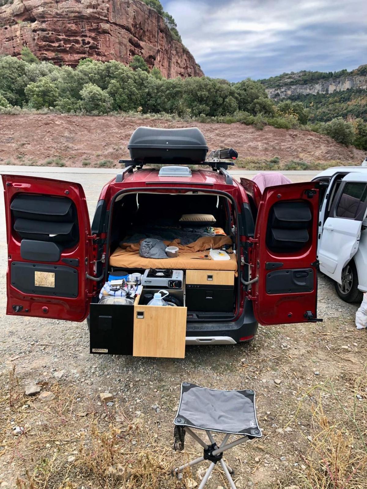 Dacia Dokker Camperiz Hotel Palma de Mallorca Ngoại thất bức ảnh
